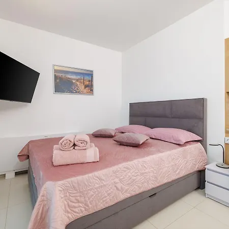 Romantisches Studio-apartment Mit Traumhaften Meerblick * Crikvenica