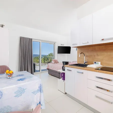 Romantisches Studio-apartment Mit Traumhaften Meerblick Apartmán *