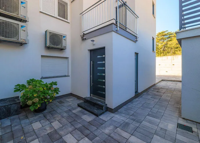 Romantisches Studio-apartment Mit Traumhaften Meerblick