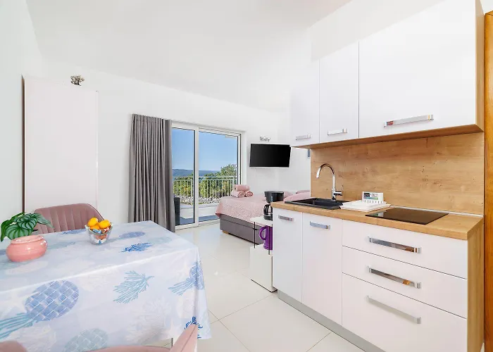 Romantisches Studio-apartment Mit Traumhaften Meerblick Lejlighed *